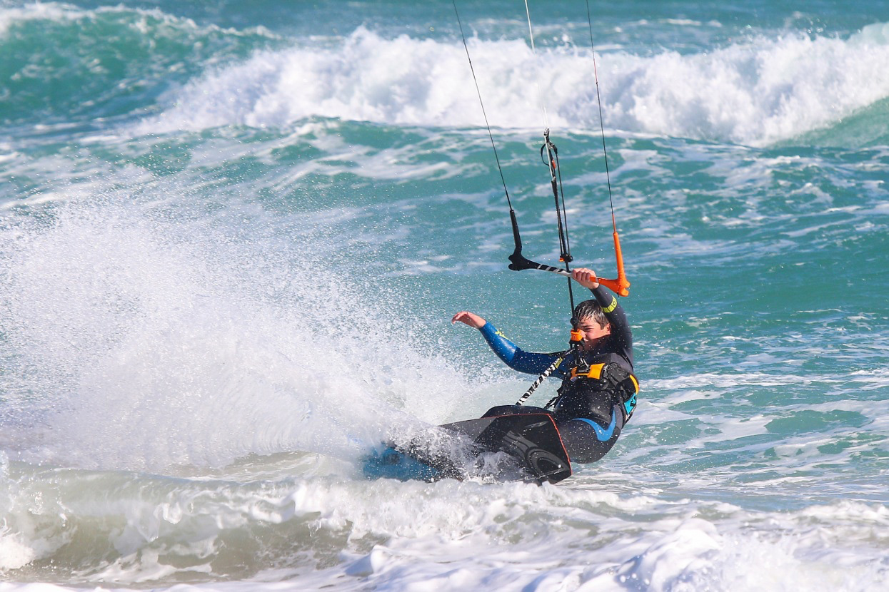 Cameron-Ireland-Cabrinha-Kiting-3